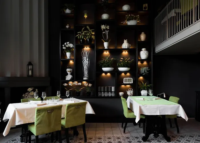 Locanda Tradate 宾馆 特拉达泰